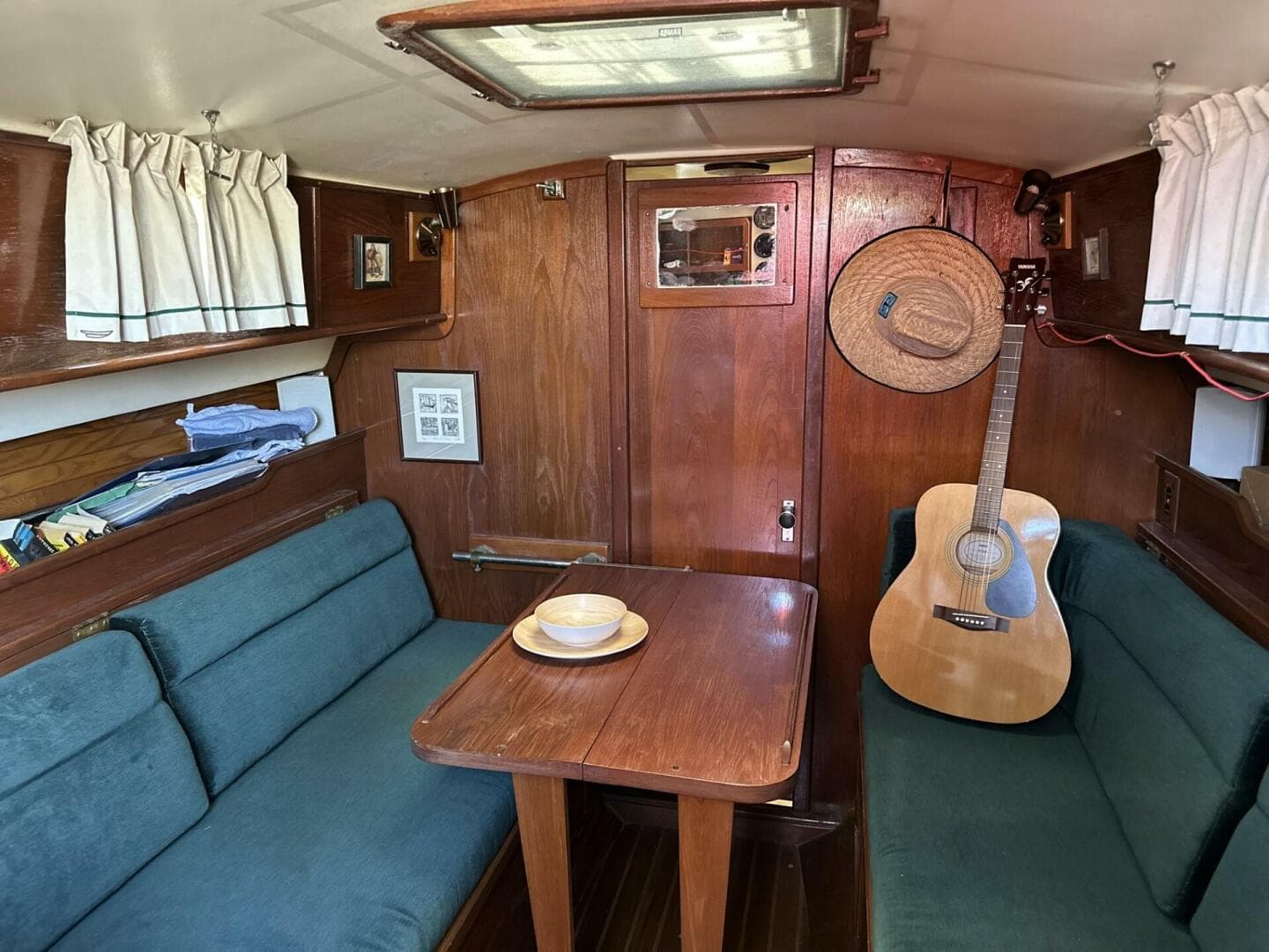 1982 Cape Dory 30