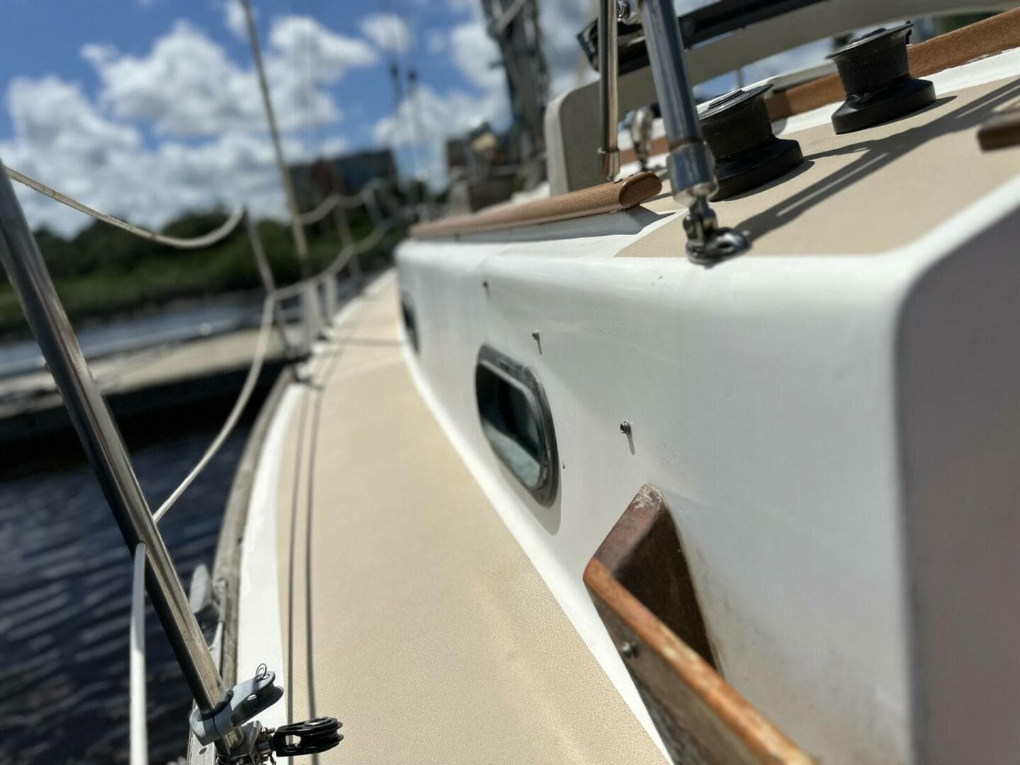 1982 Cape Dory 30