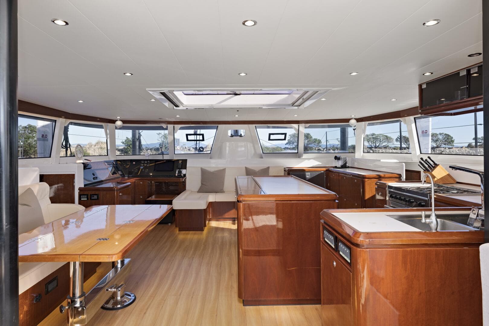 2019 HH Catamarans 55