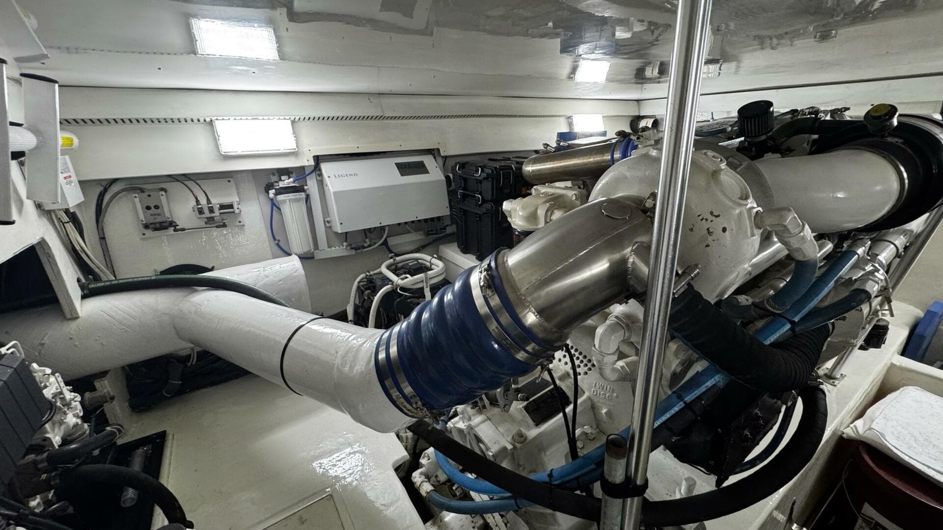 2002 Cavileer 48 Flybridge Sportfisherman