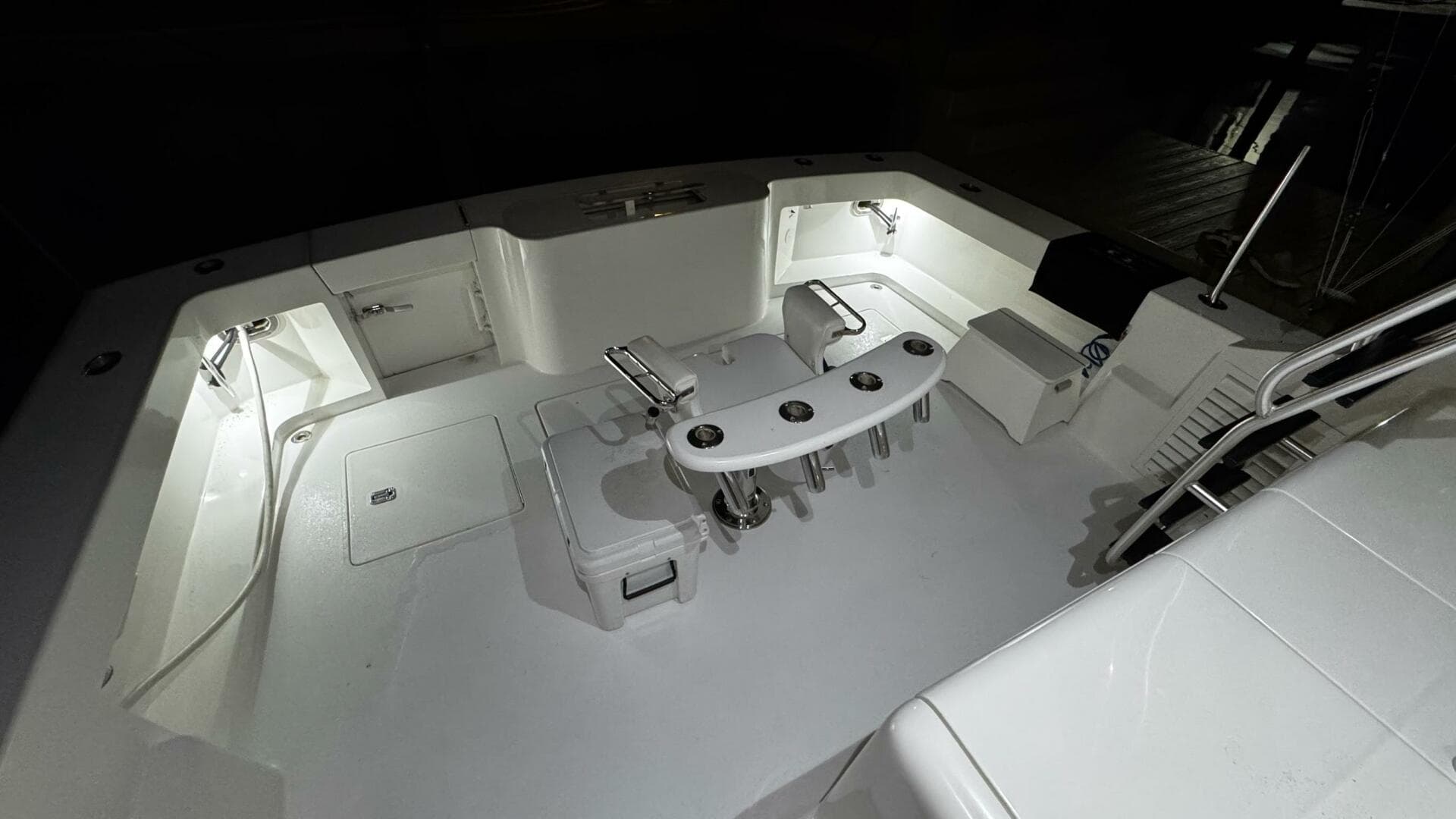 2002 Cavileer 48 Flybridge Sportfisherman