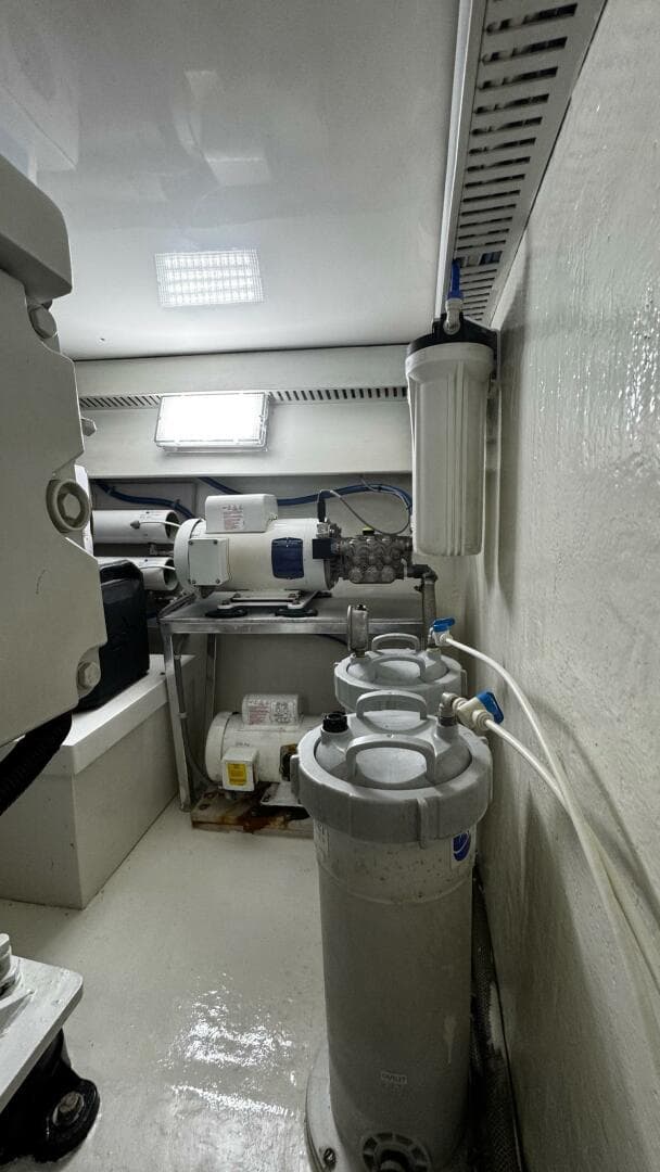 2002 Cavileer 48 Flybridge Sportfisherman