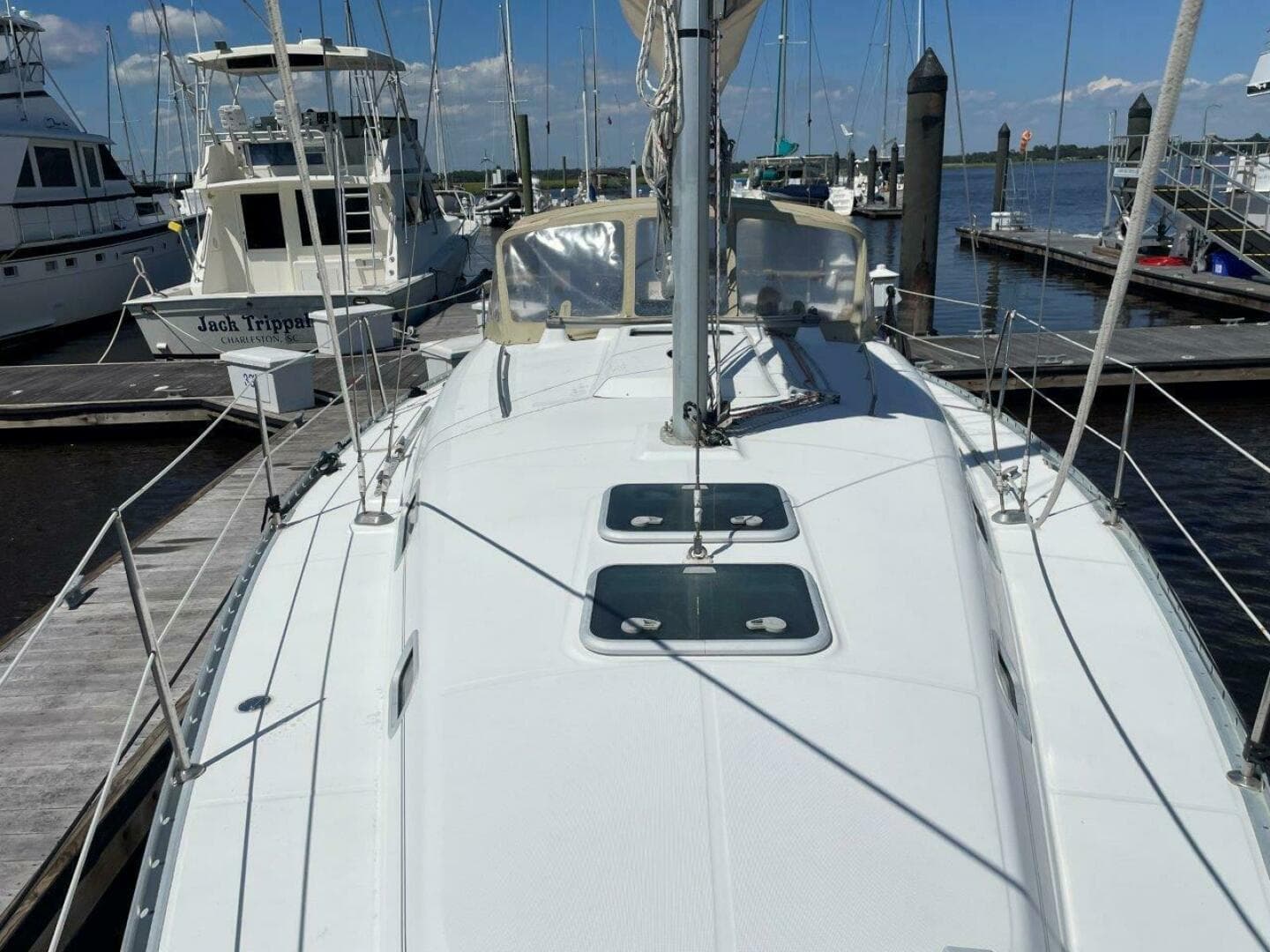2001 Beneteau 361