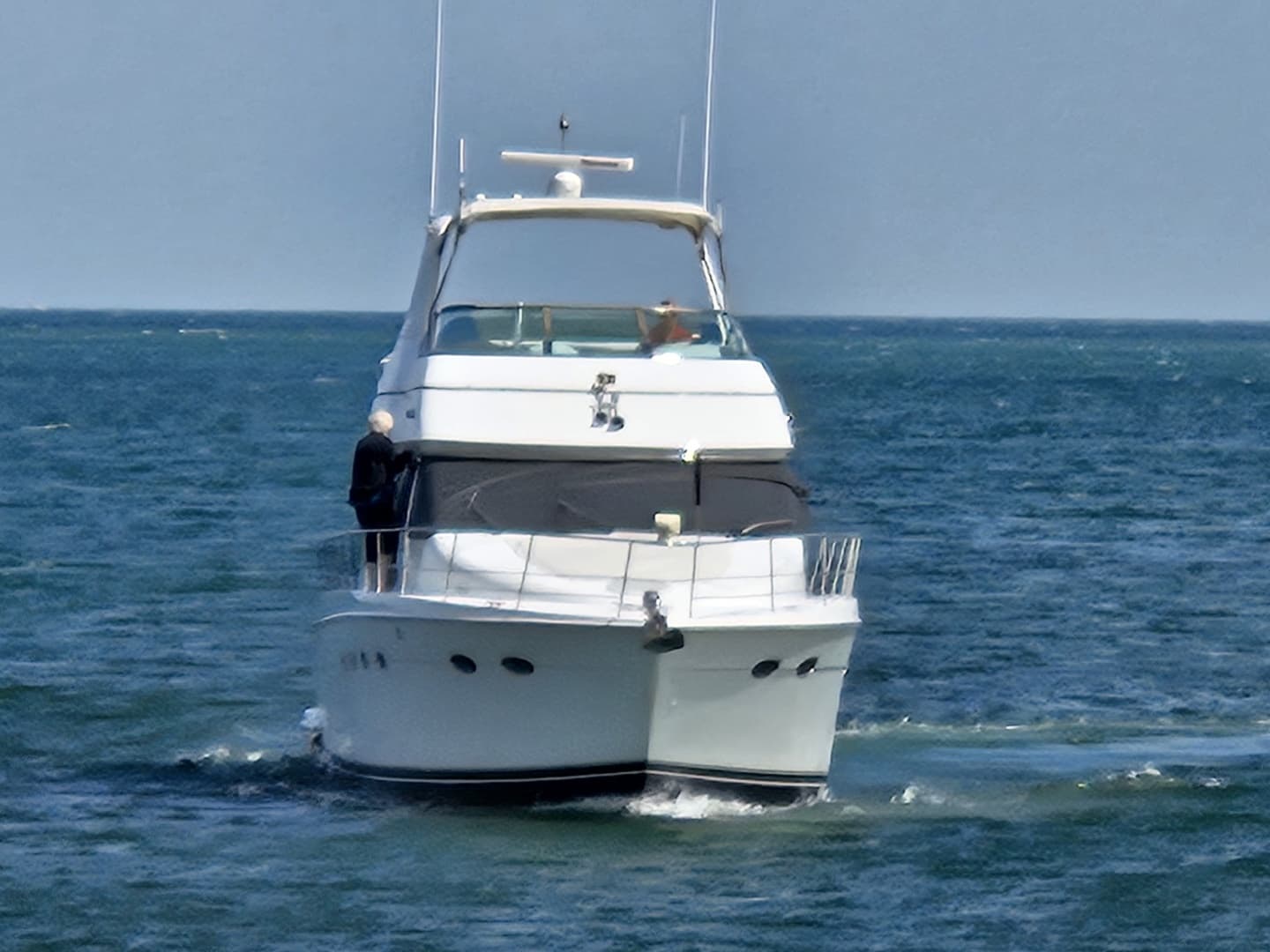 1999 Carver 530 Voyager