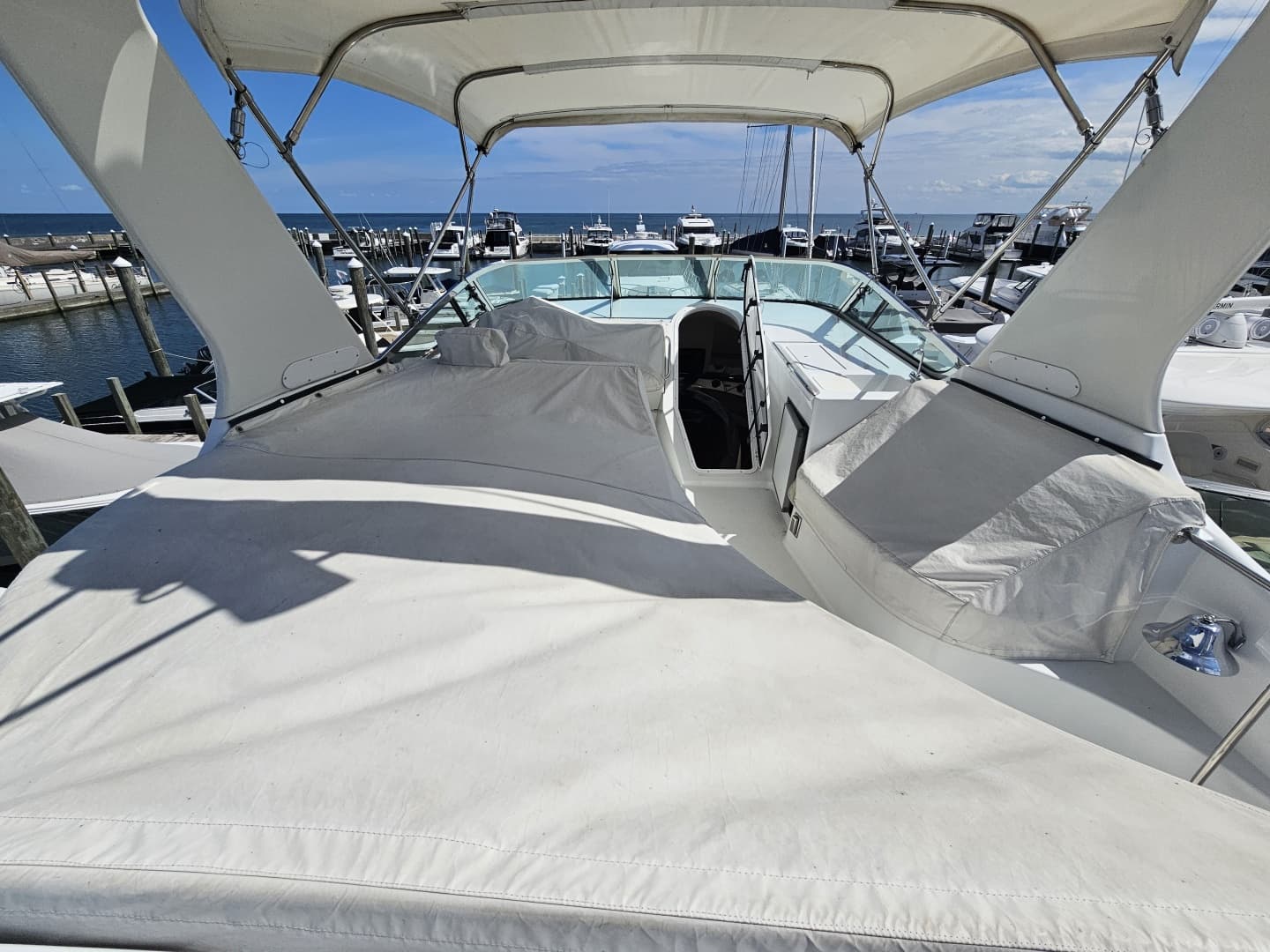 1999 Carver 530 Voyager