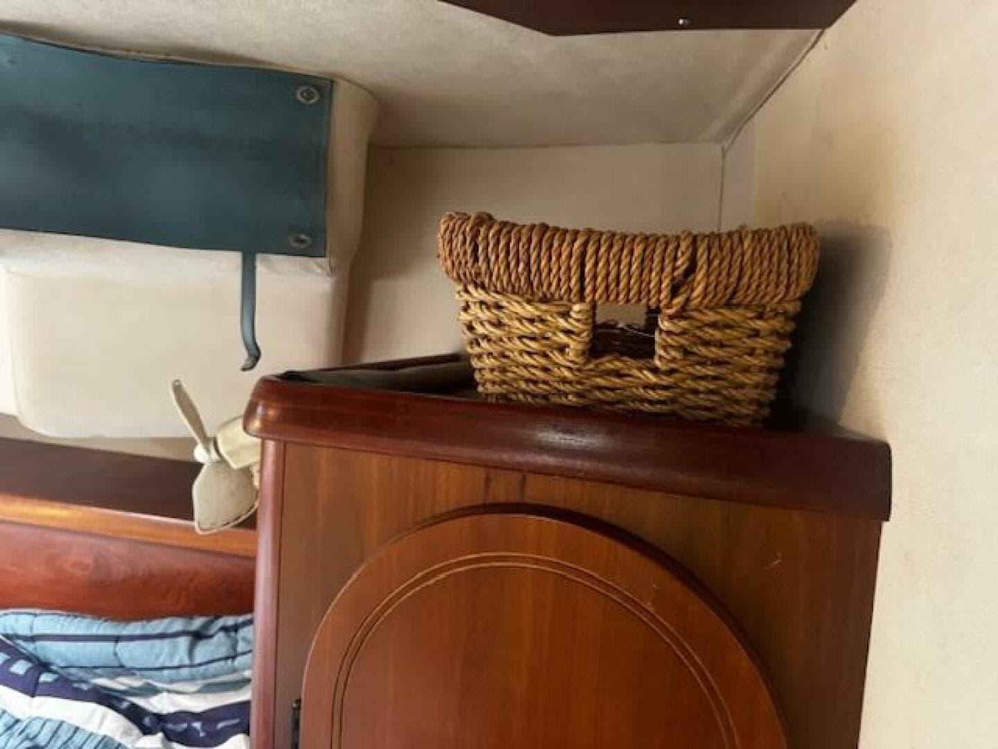 2002 Fountaine Pajot Belize 43