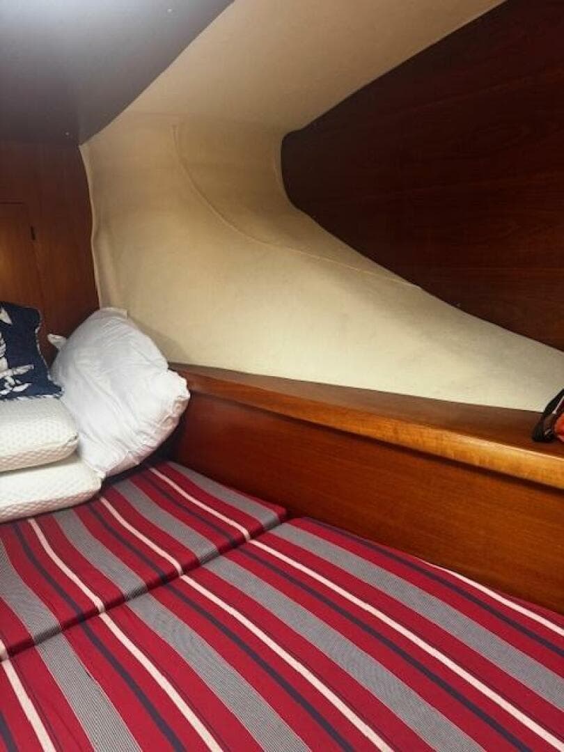 2002 Fountaine Pajot Belize 43
