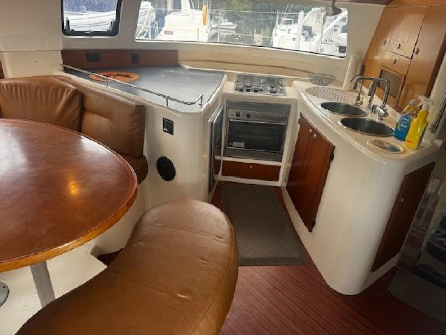 2002 Fountaine Pajot Belize 43