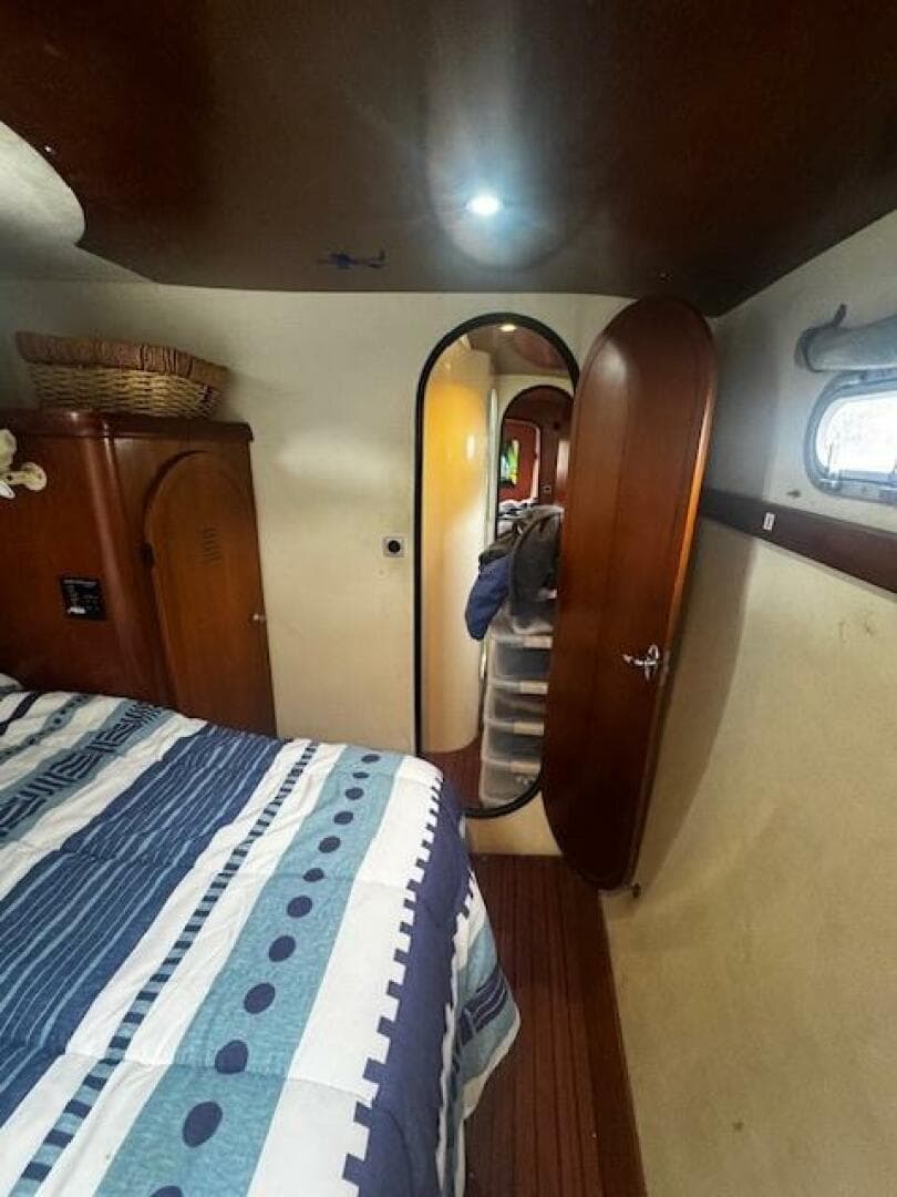 2002 Fountaine Pajot Belize 43