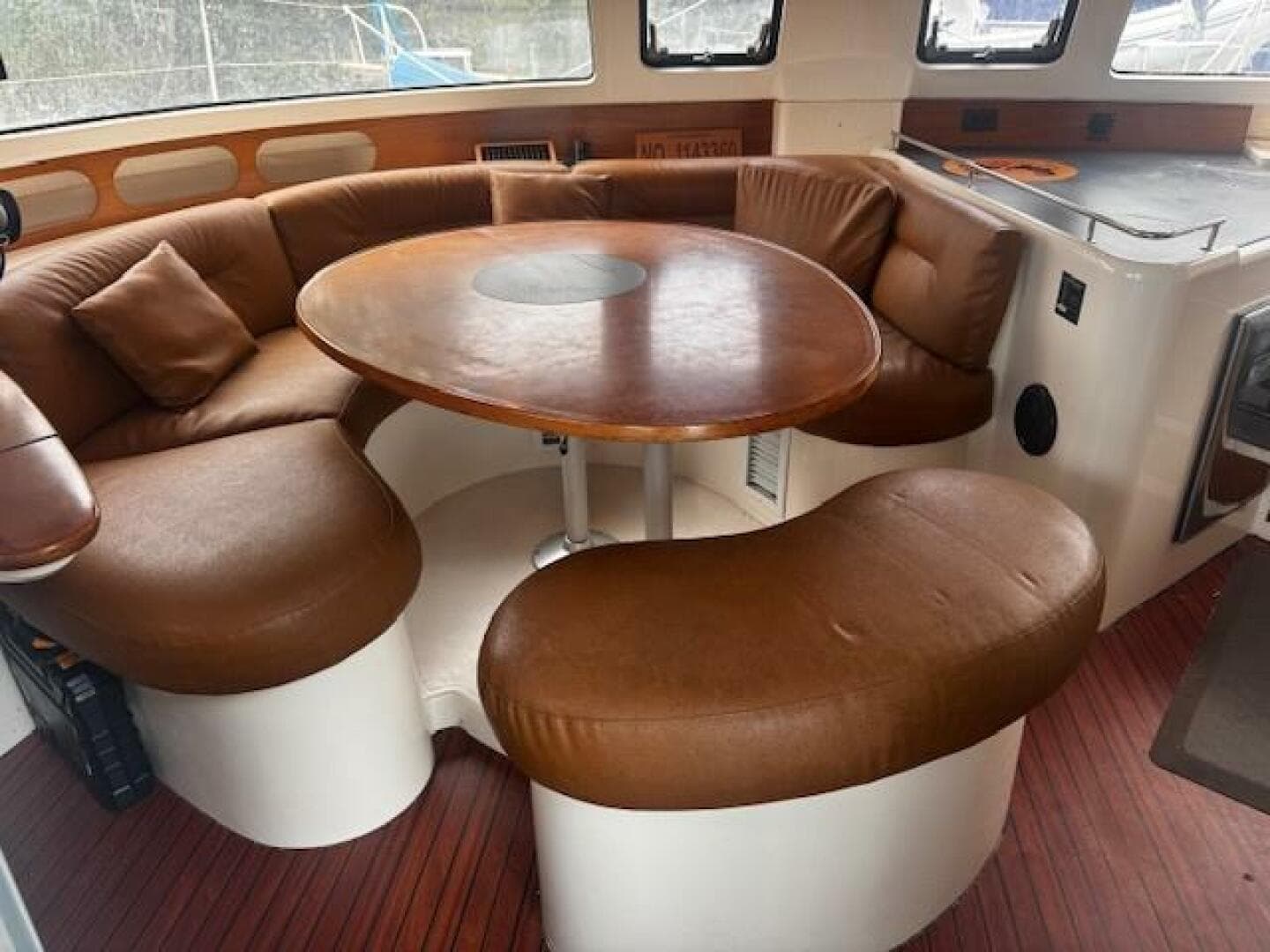 2002 Fountaine Pajot Belize 43