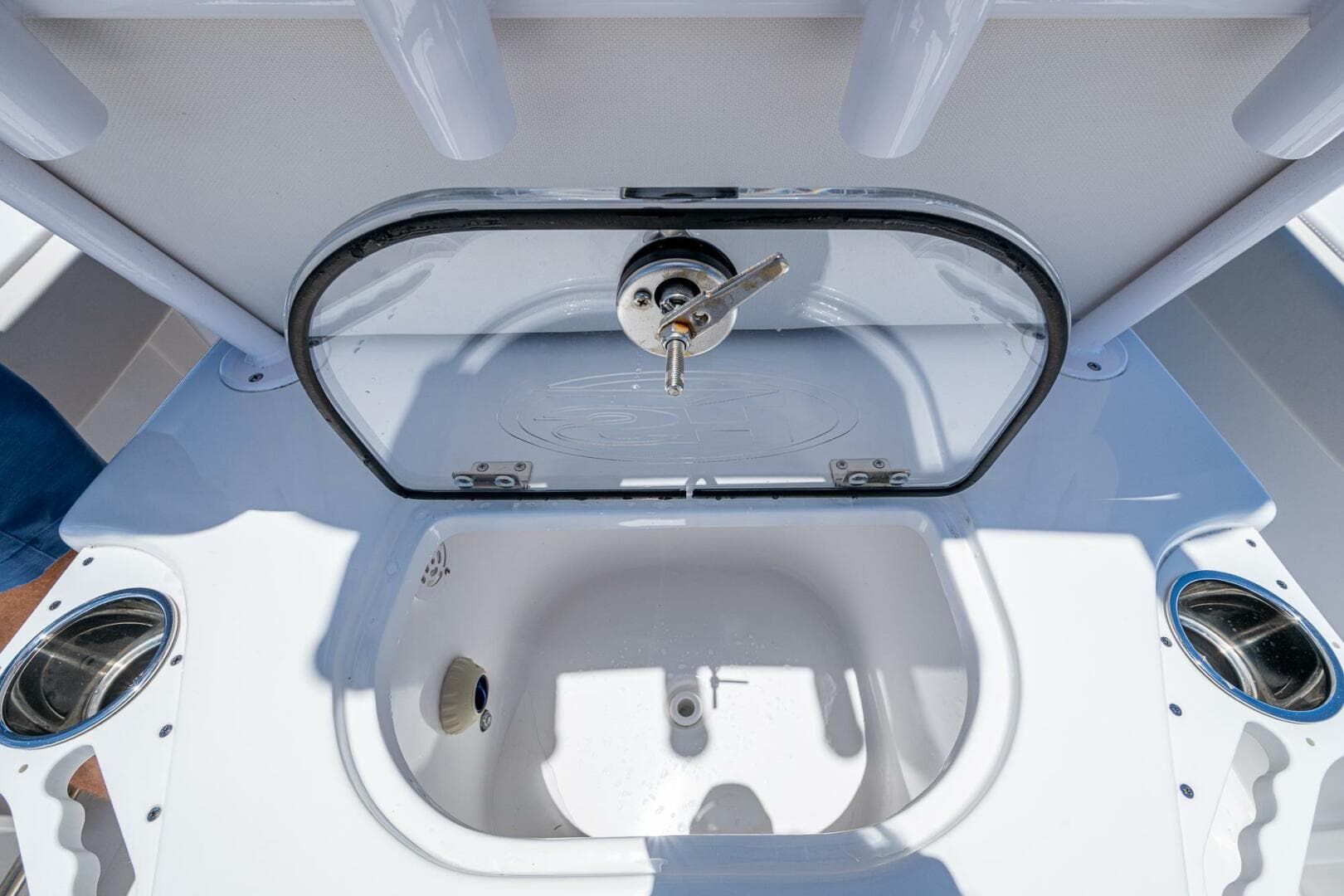 2024 Sea Hunt 239 SE