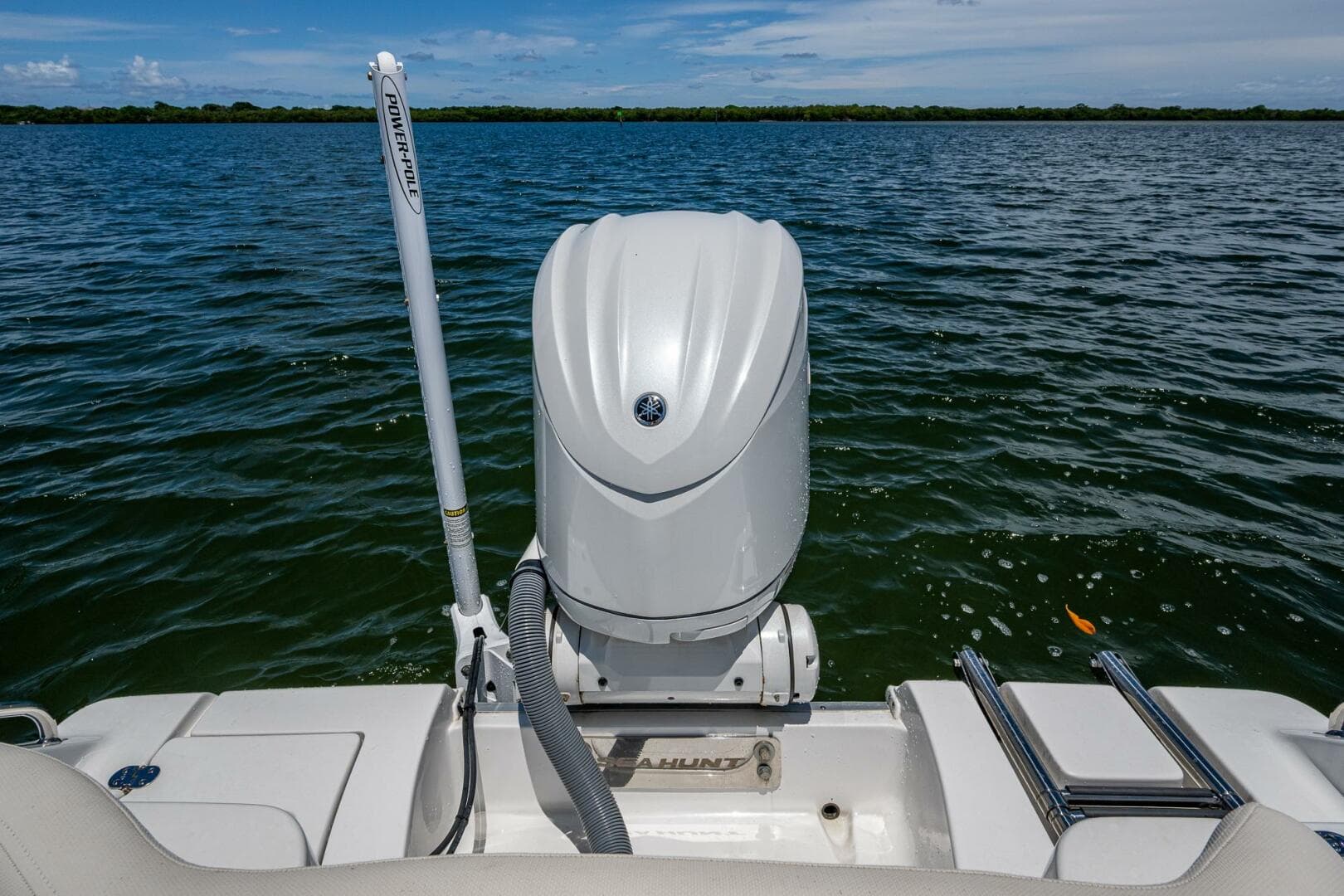 2024 Sea Hunt 239 SE