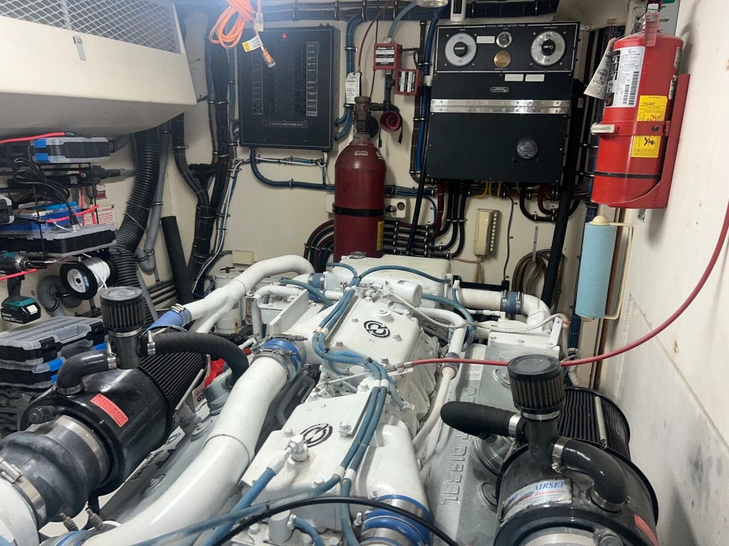 1988 Hatteras Motor Yacht