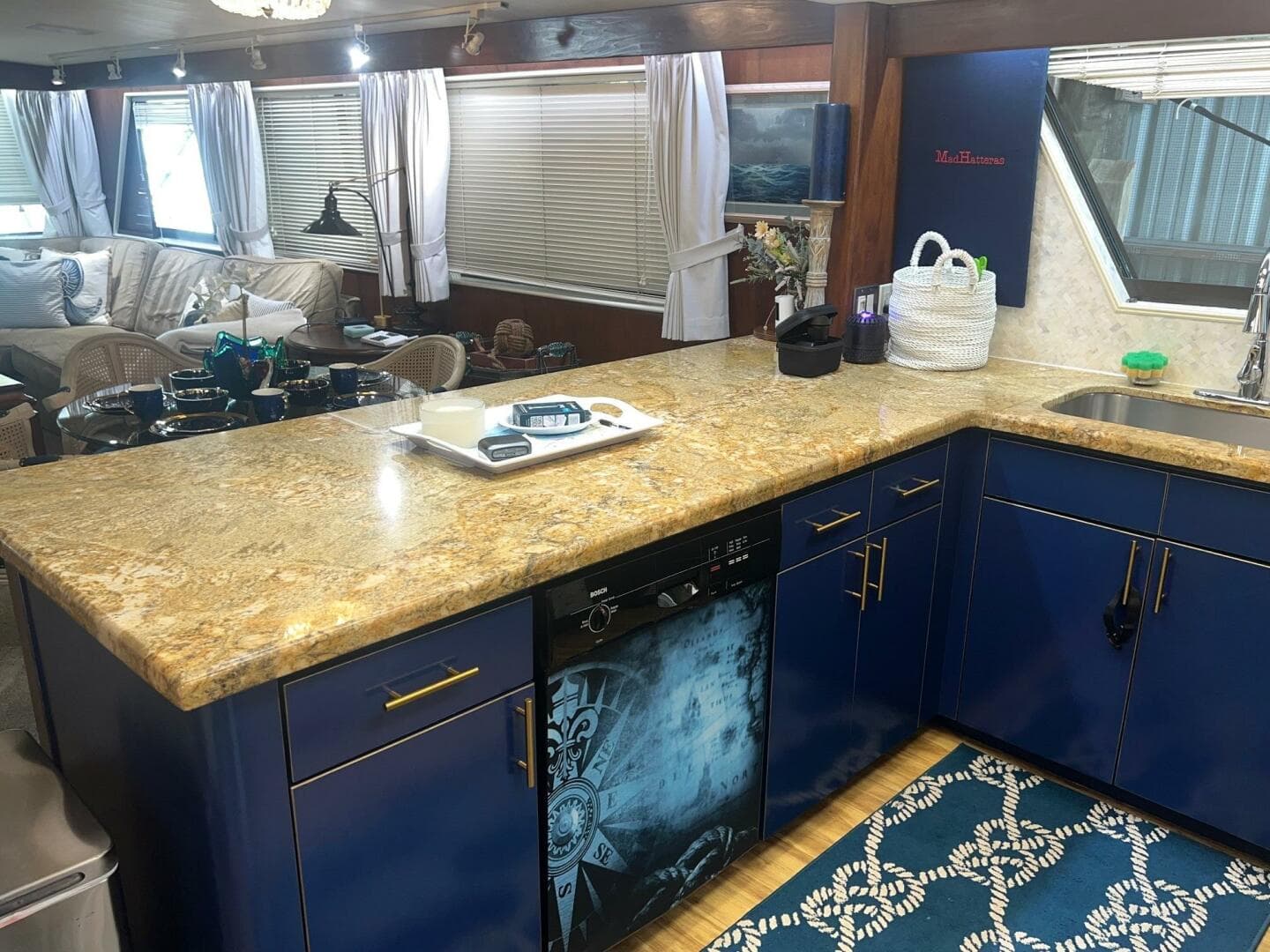 1988 Hatteras Motor Yacht