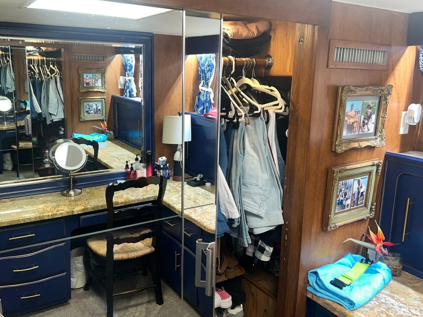 1988 Hatteras Motor Yacht