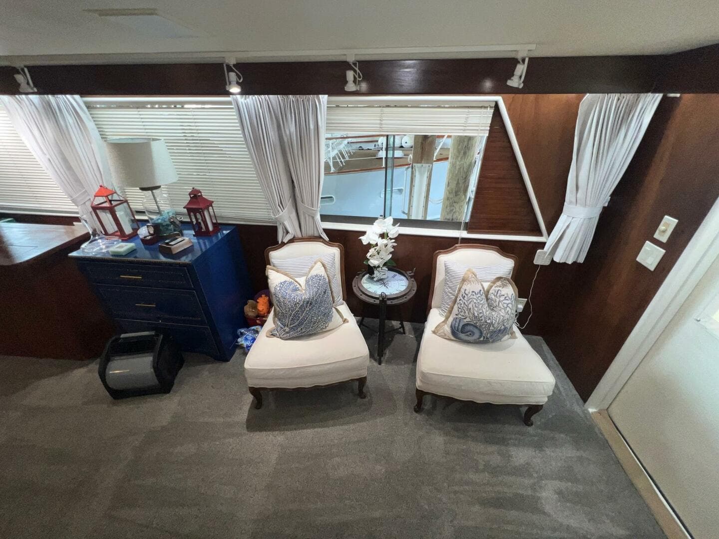 1988 Hatteras Motor Yacht