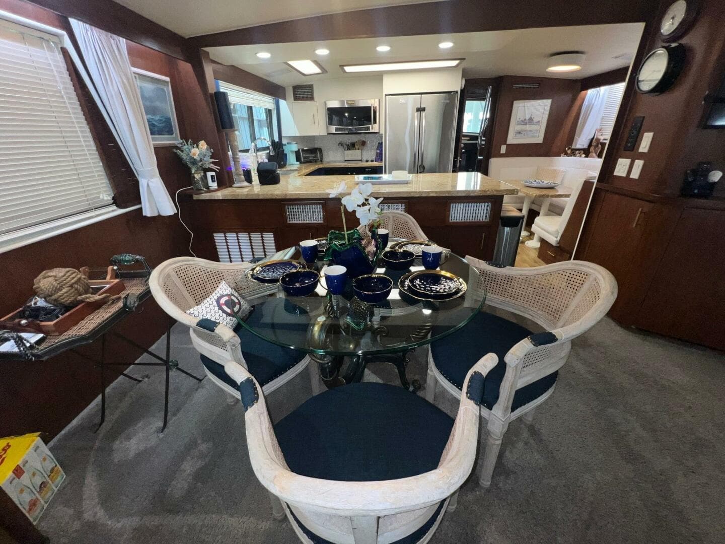 1988 Hatteras Motor Yacht