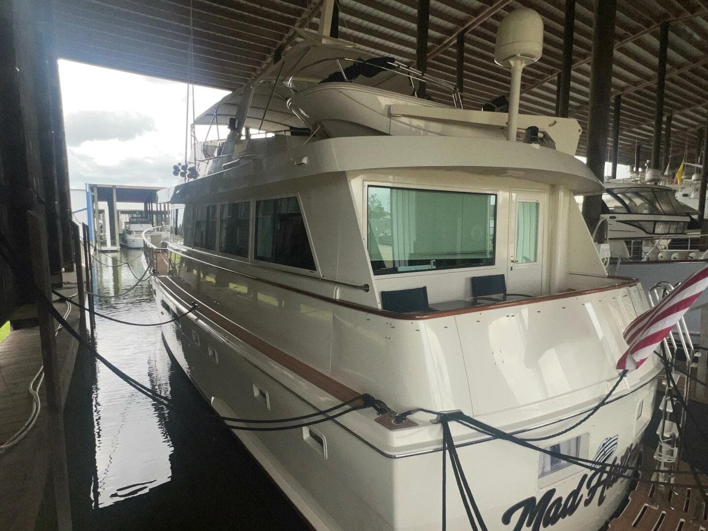 1988 Hatteras Motor Yacht