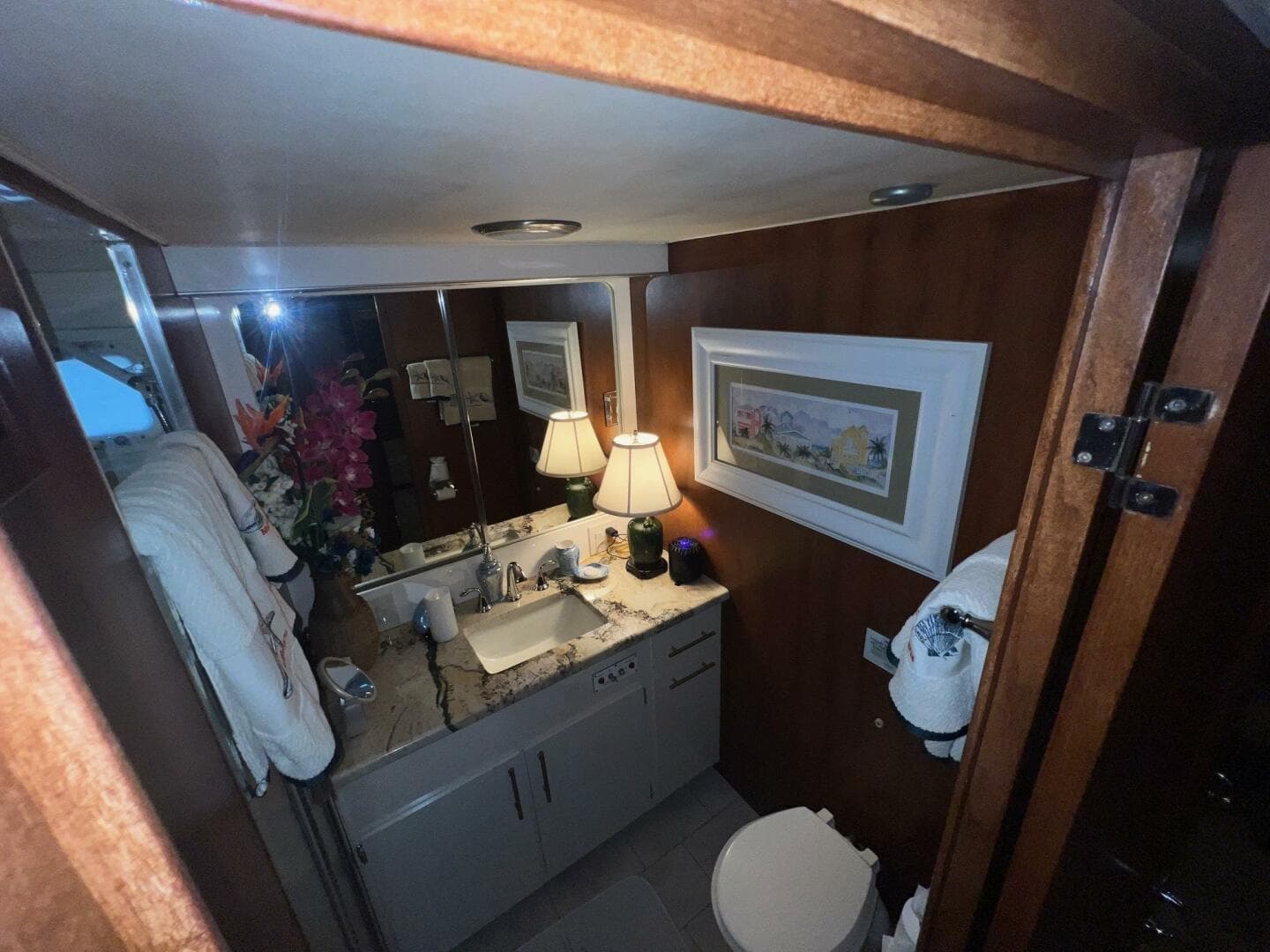 1988 Hatteras Motor Yacht