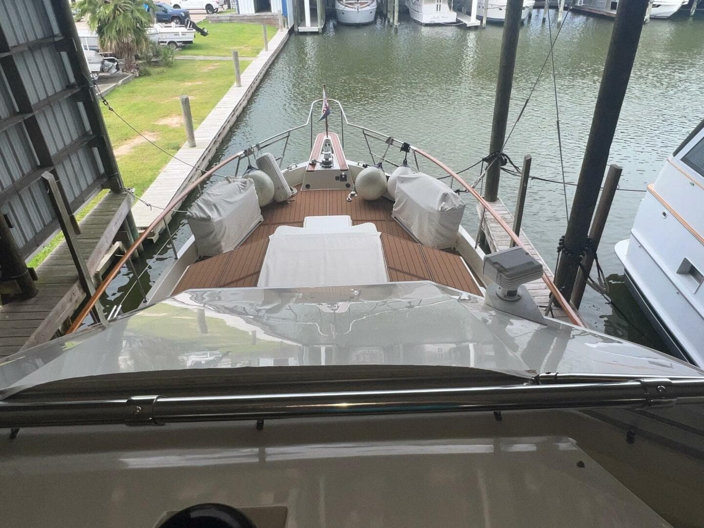 1988 Hatteras Motor Yacht