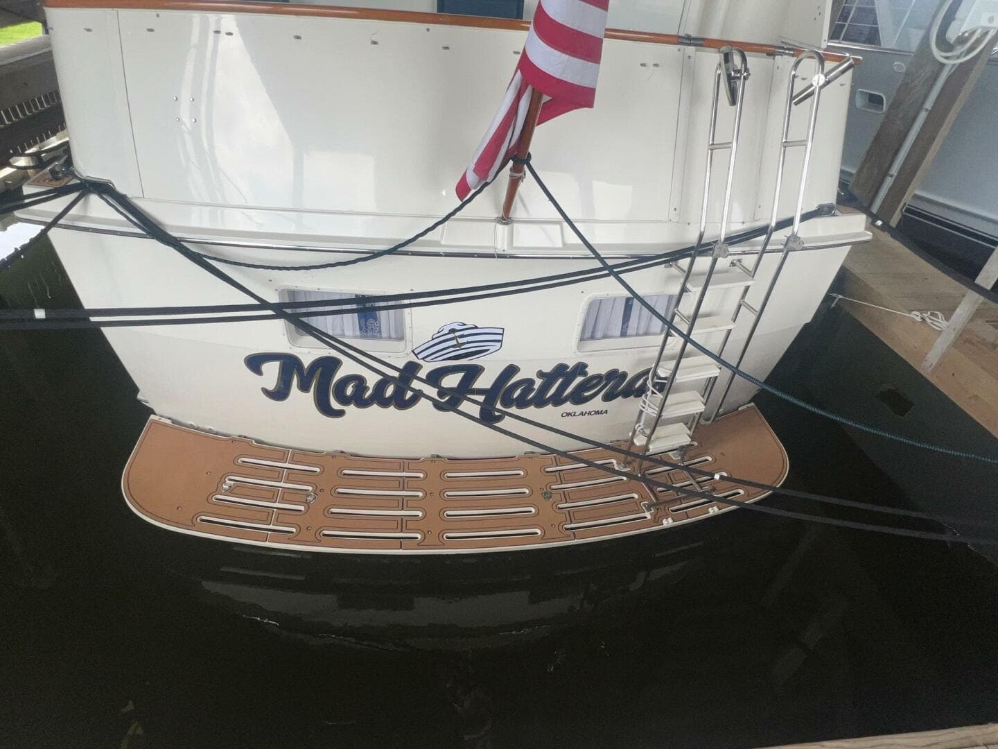 1988 Hatteras Motor Yacht