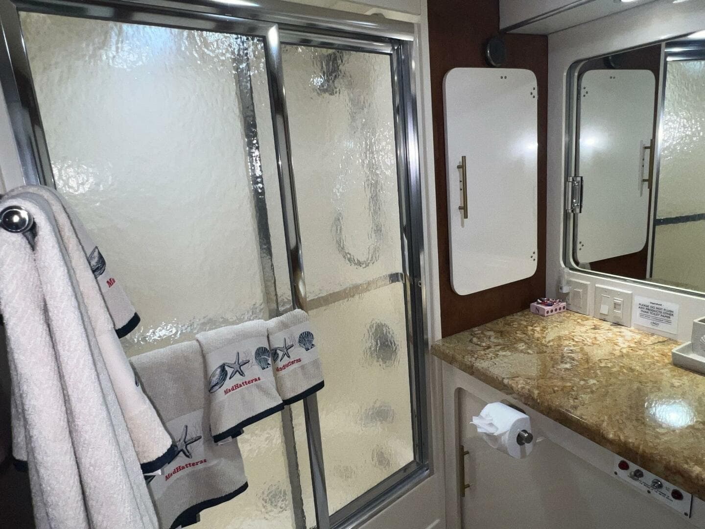 1988 Hatteras Motor Yacht