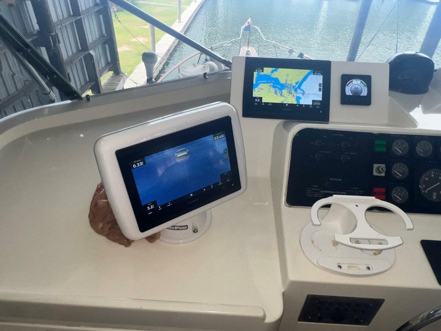 1988 Hatteras Motor Yacht