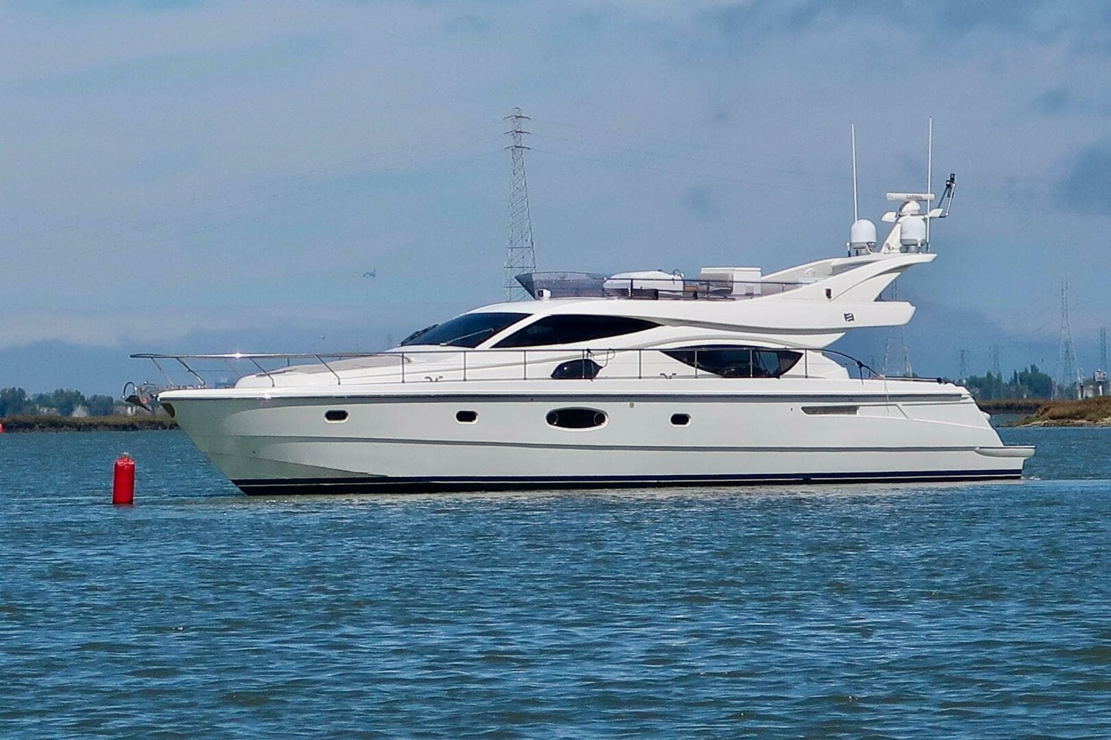 2006 Ferretti Yachts 550