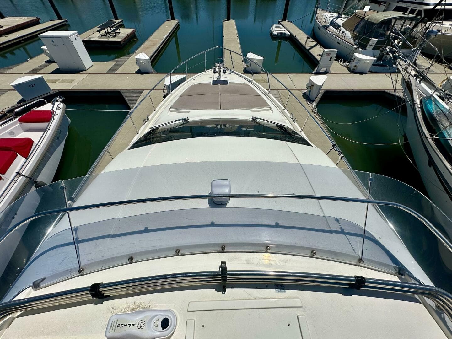 2006 Ferretti Yachts 550