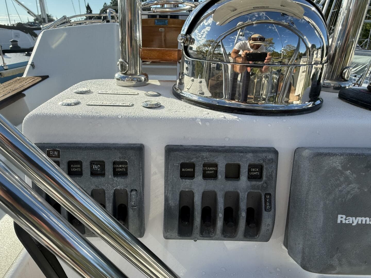 2011 Tartan 47 Glory compass and binnacle