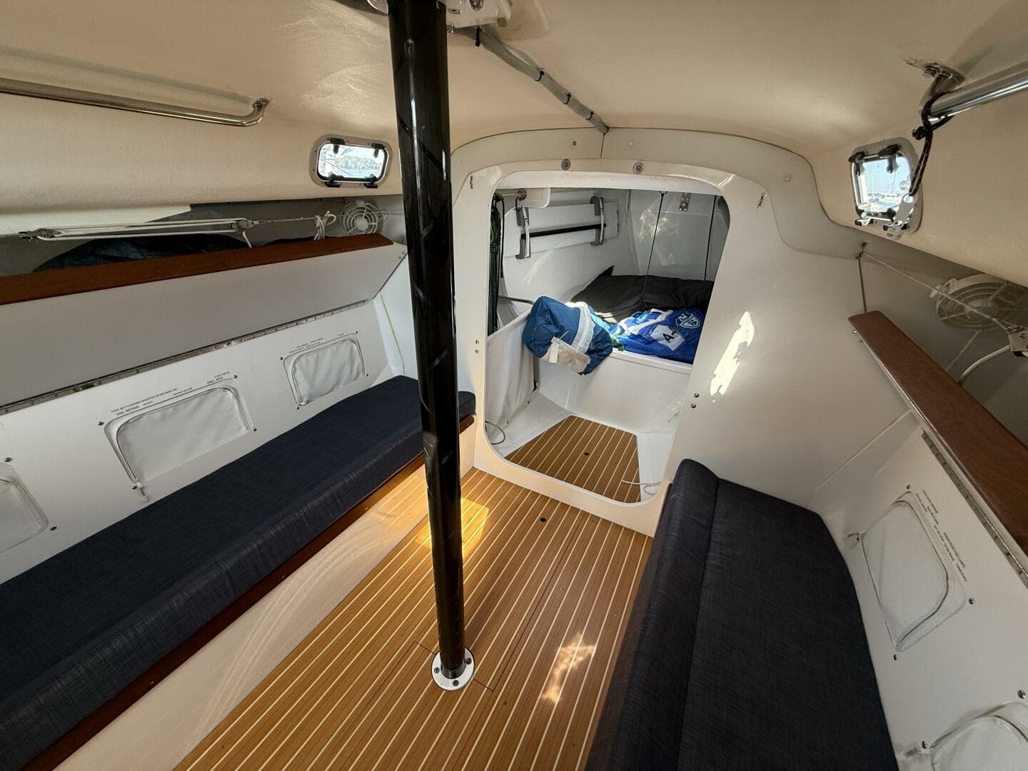 2018 J/121 Alchemy salon settees port view