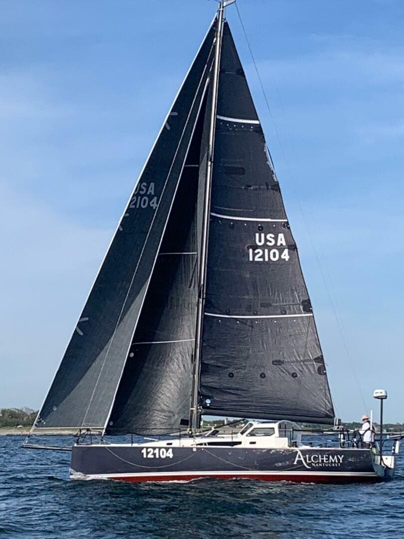 2018 J/121 Alchemy portside upwind