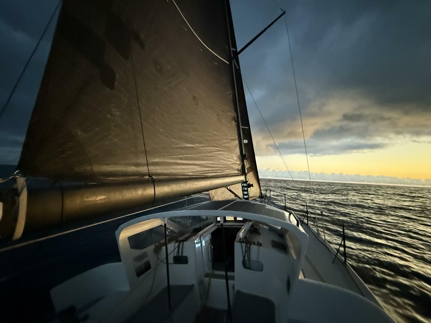 2018 J/121 Alchemy beam reach