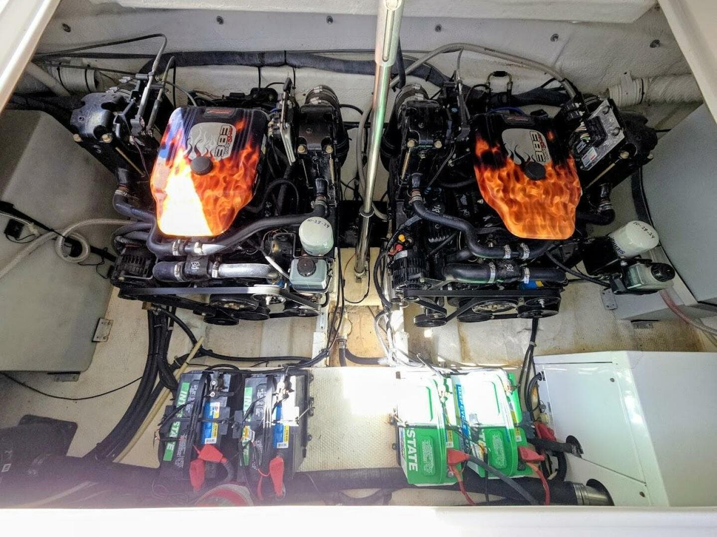 2007 Rinker 320 Express