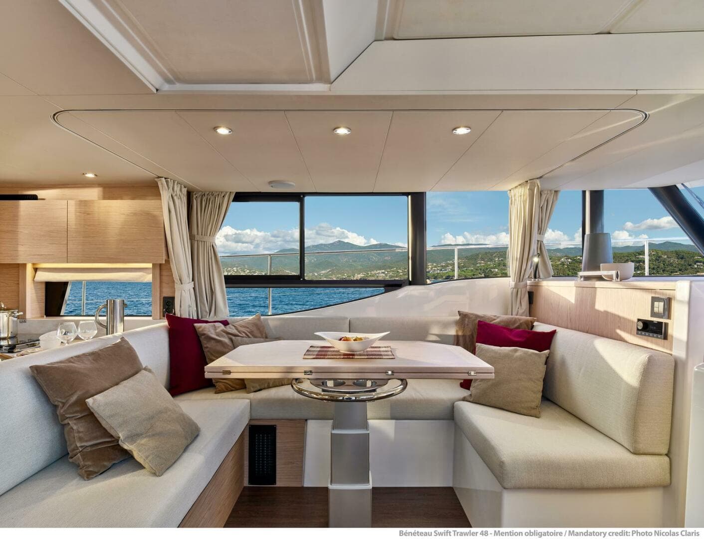 2026 Beneteau Swift Trawler 48