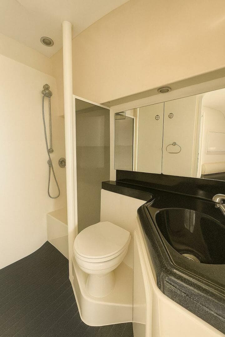 1996 Wellcraft 45 Excalibur