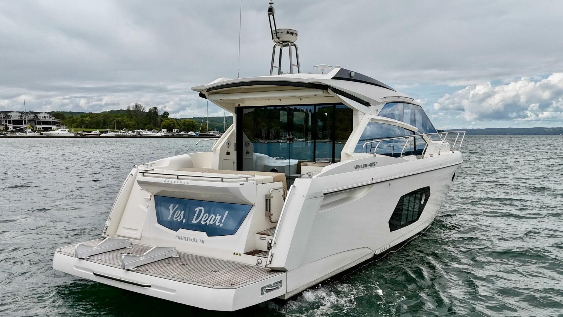 2016 Absolute 45 Sport Yacht
