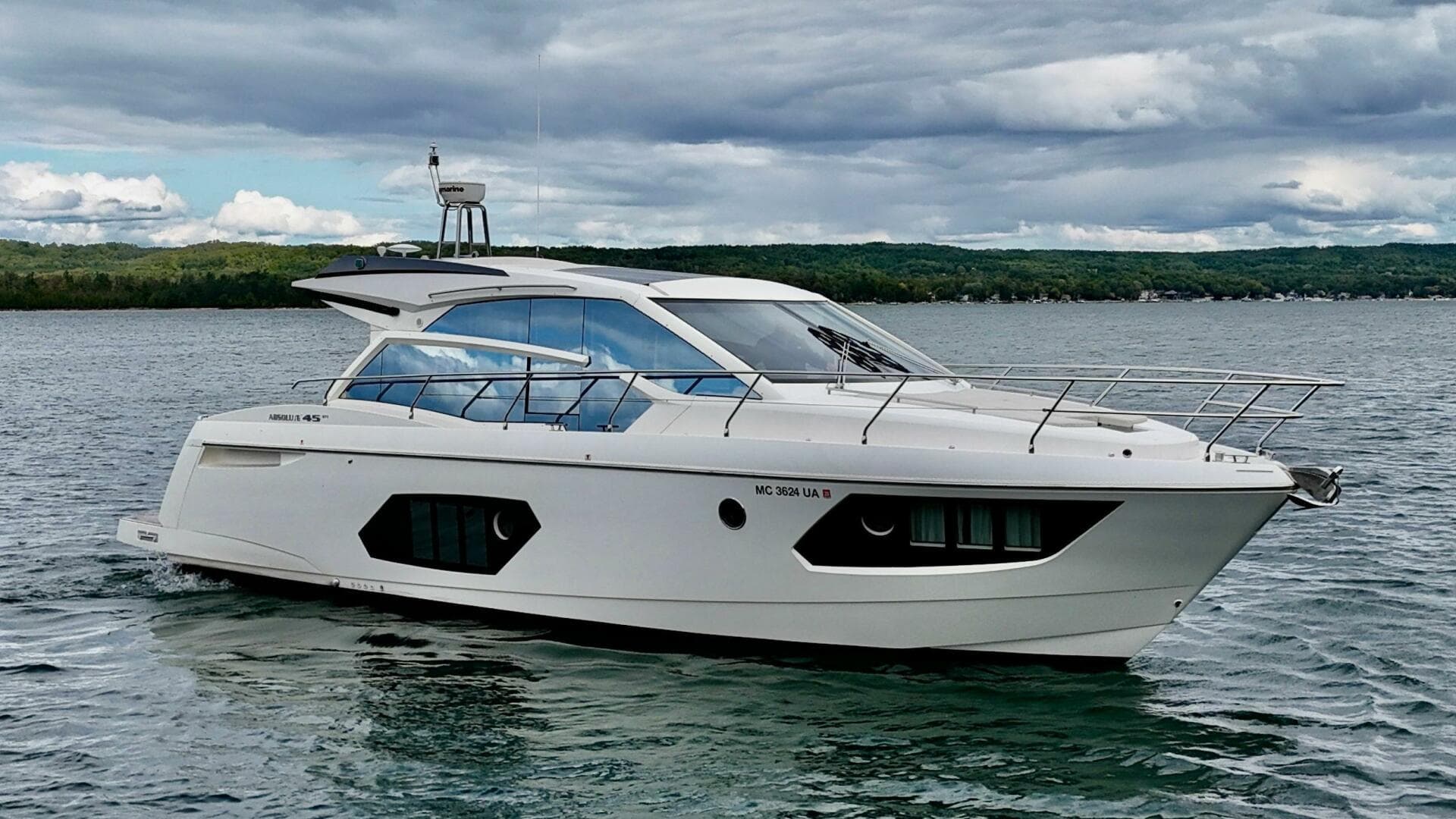 2016 Absolute 45 Sport Yacht