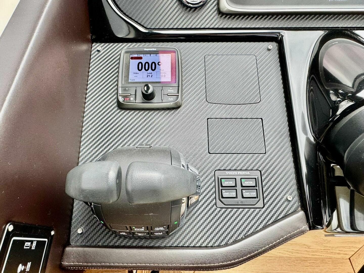 2016 Absolute 45 Sport Yacht