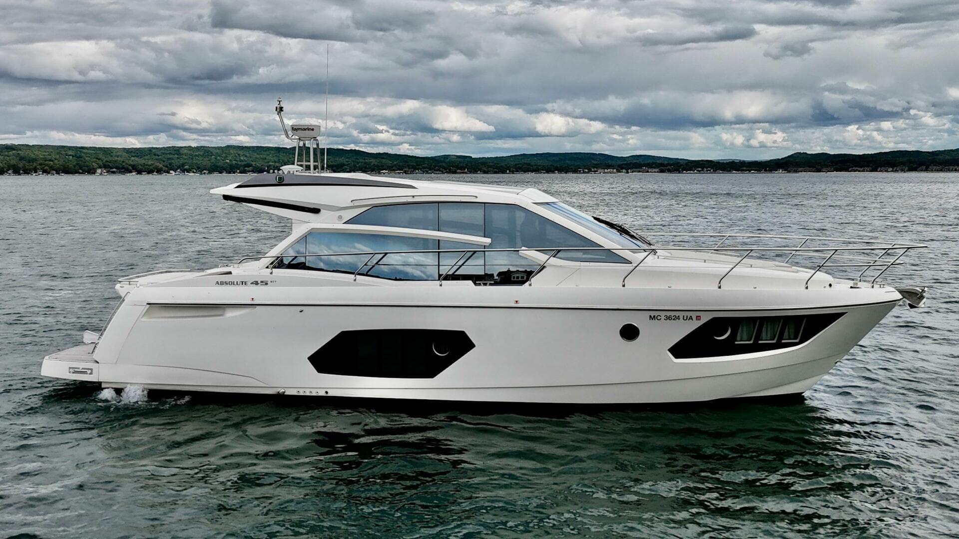 2016 Absolute 45 Sport Yacht
