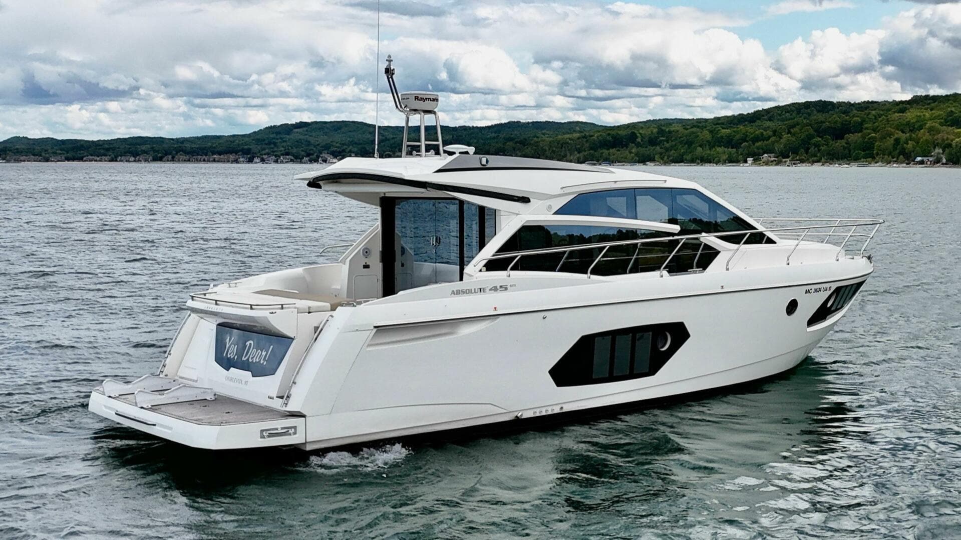 2016 Absolute 45 Sport Yacht