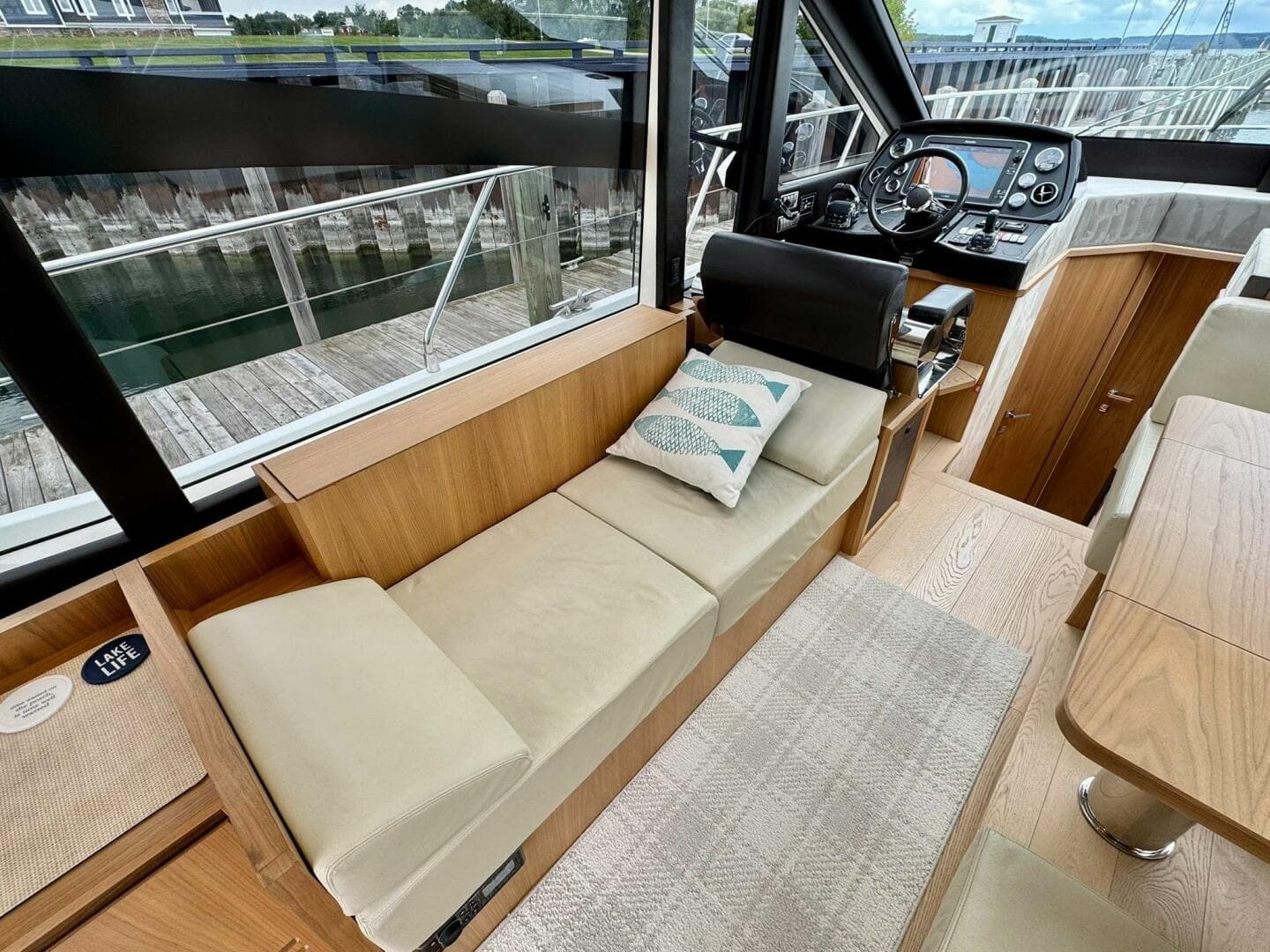 2016 Absolute 45 Sport Yacht