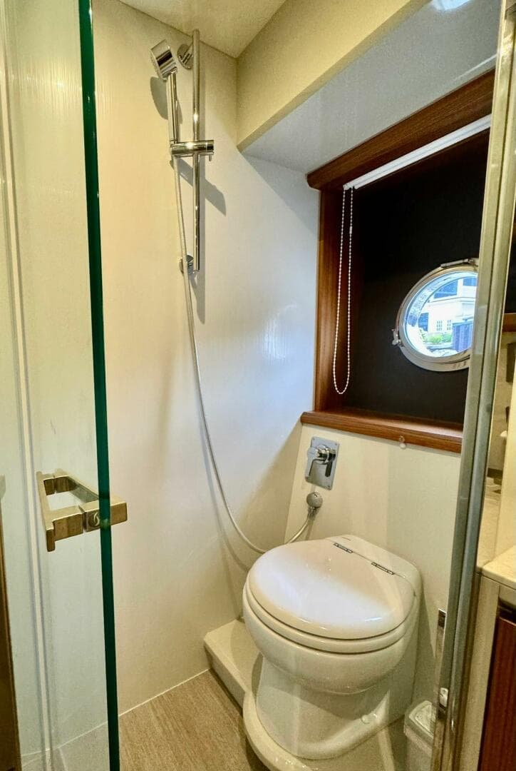 2016 Absolute 45 Sport Yacht