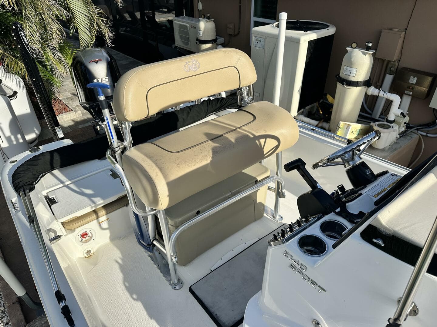 2020 NauticStar 2140 Sport Shallow Bay