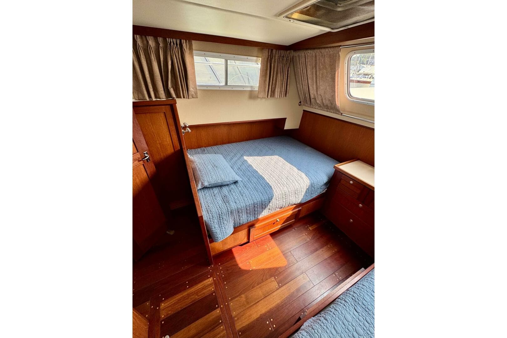 2006 Westcoast Sedan 46