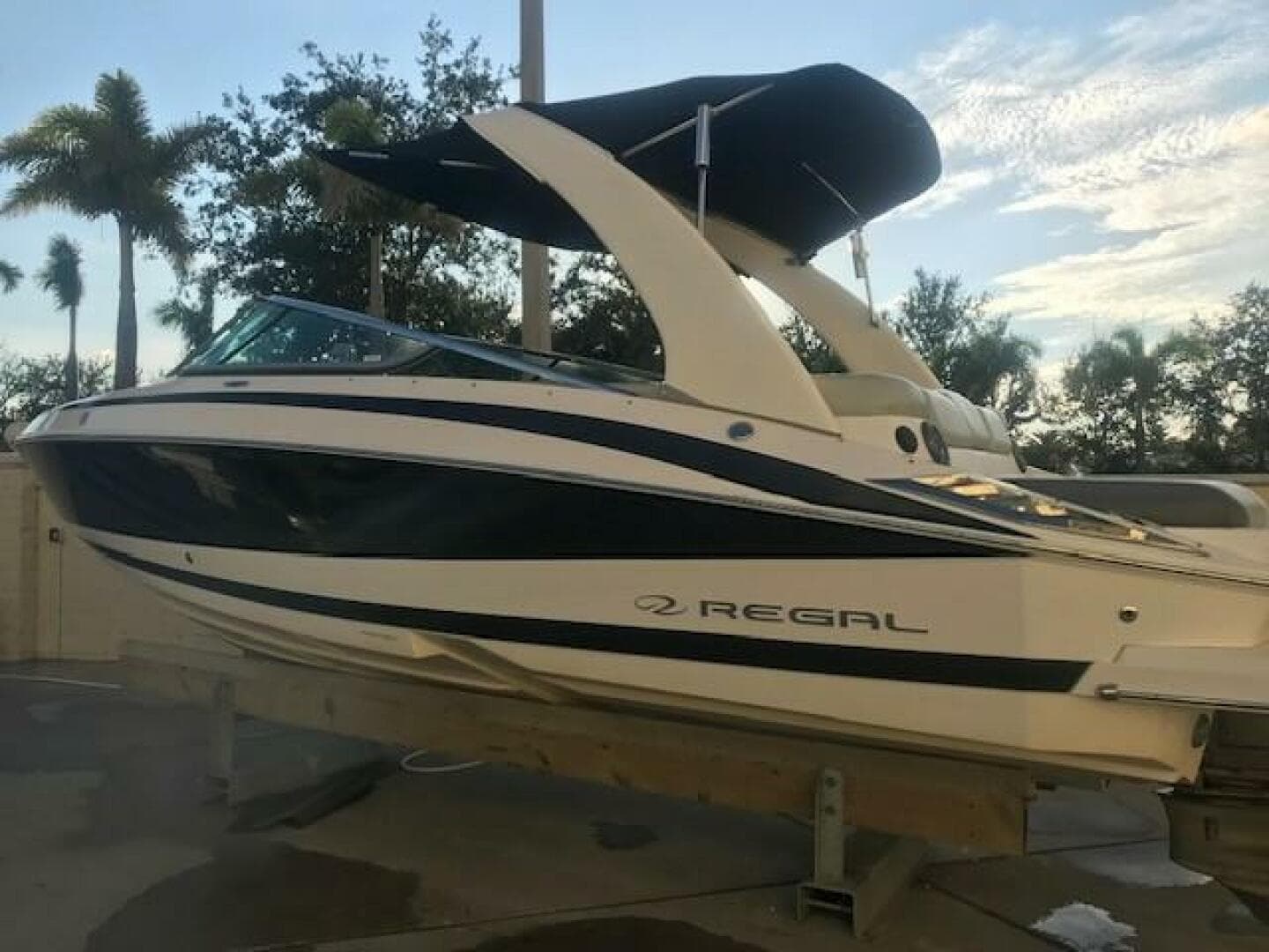 2012 Regal 2500