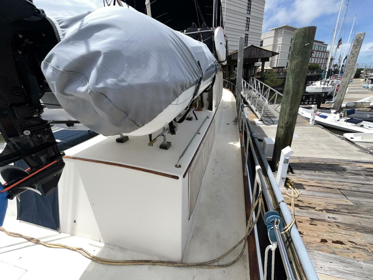 1979 Grand Banks 42 Classic