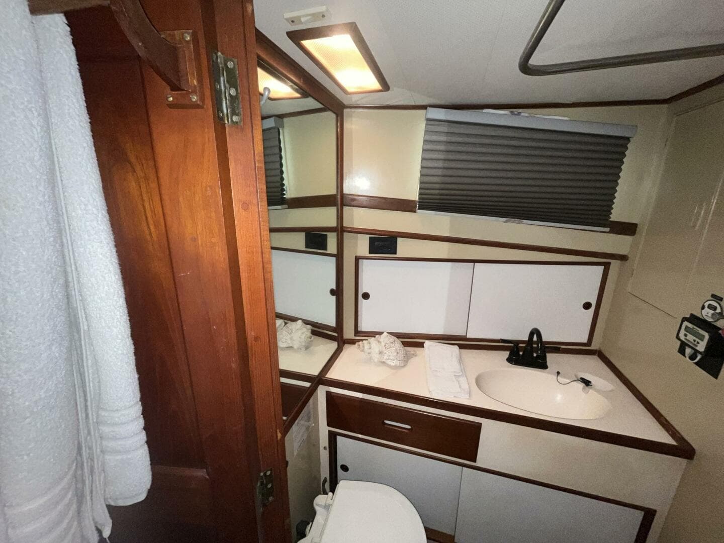 1979 Grand Banks 42 Classic