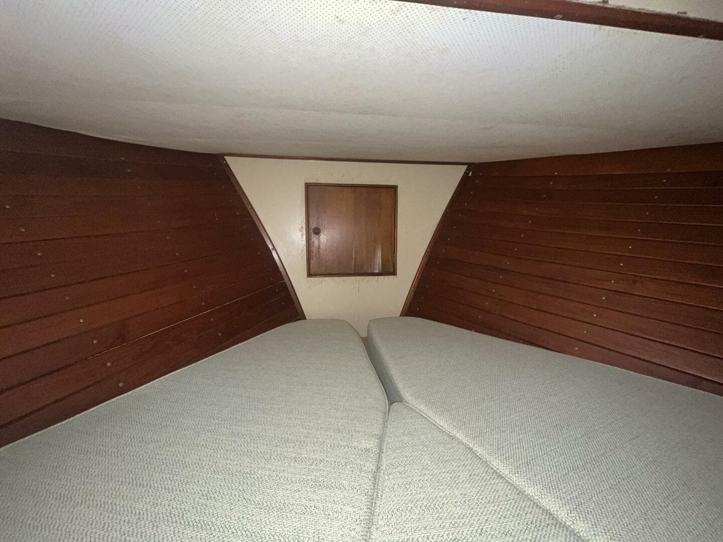 1979 Grand Banks 42 Classic