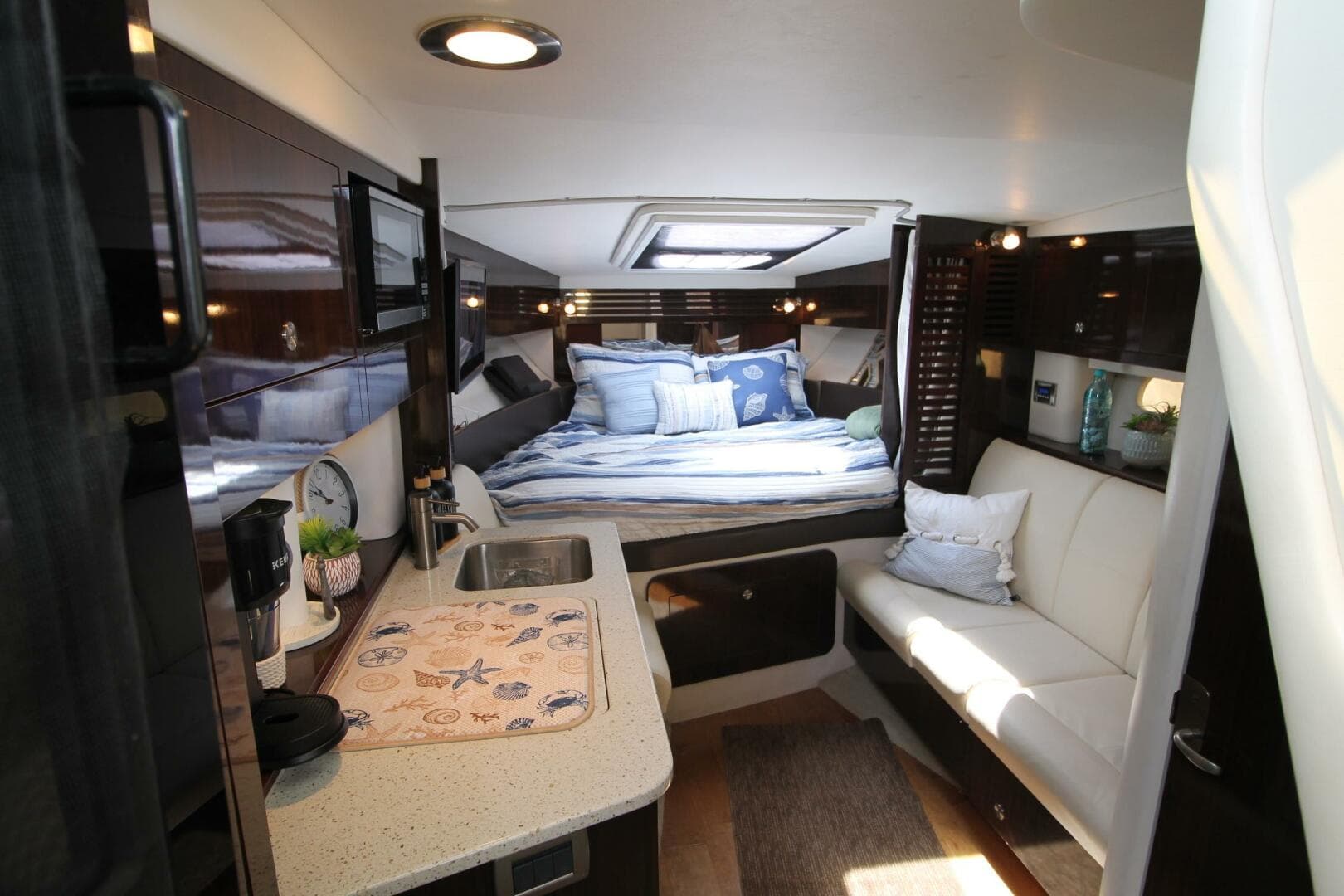 2015 Sea Ray 310 Sundancer